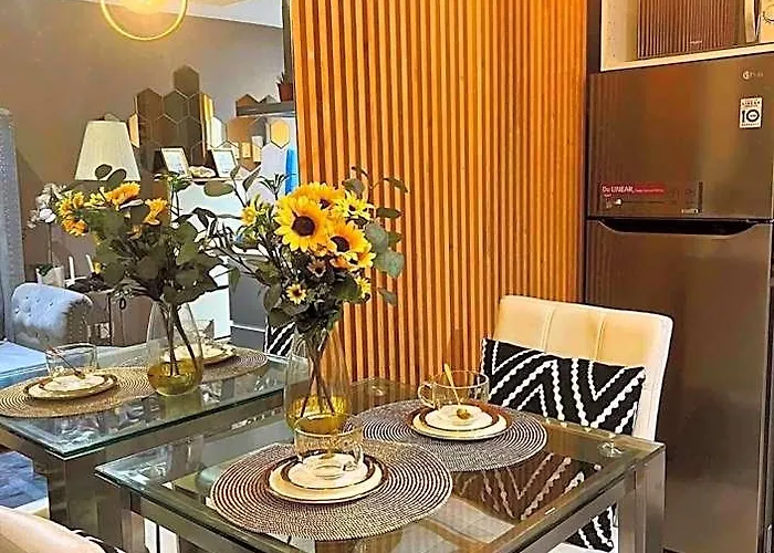 Ar's Crib Azure Staycation